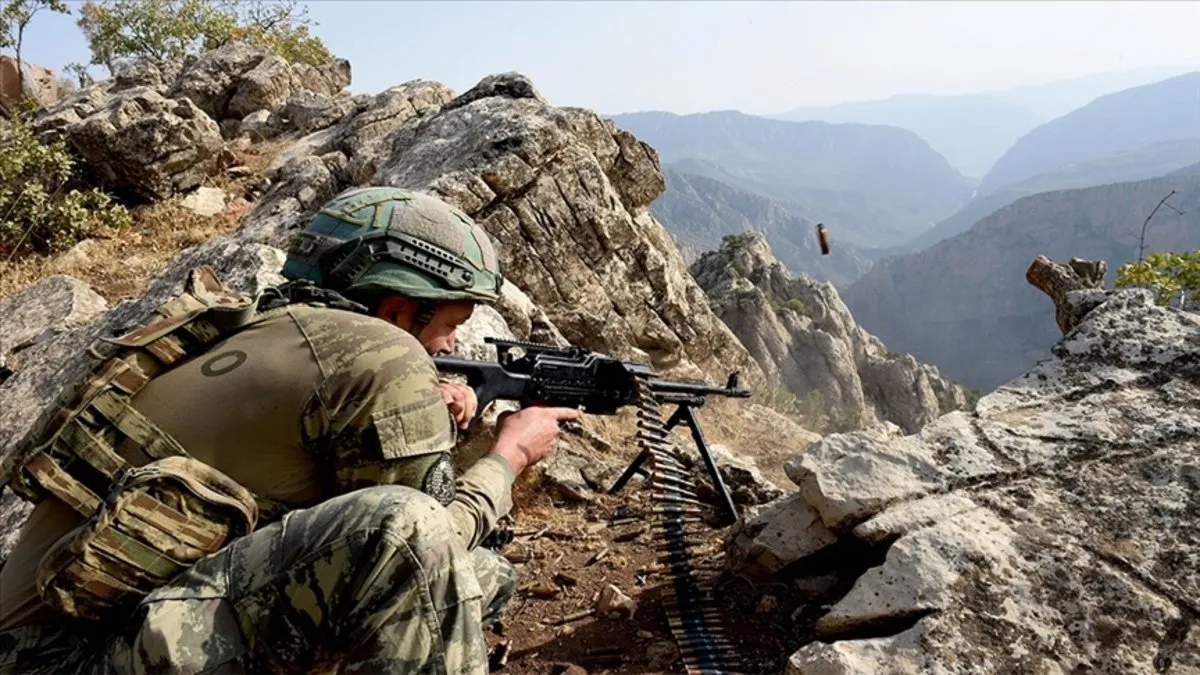 MSB duyurdu! Irak ve Suriye’nin kuzeyinde 6 terörist etkisiz hale getirildi