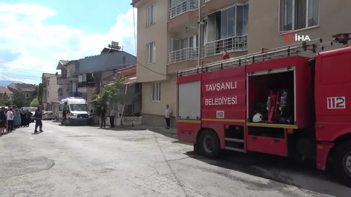 Tavşanlı’da Ev Yangını: 1 Yaralı)