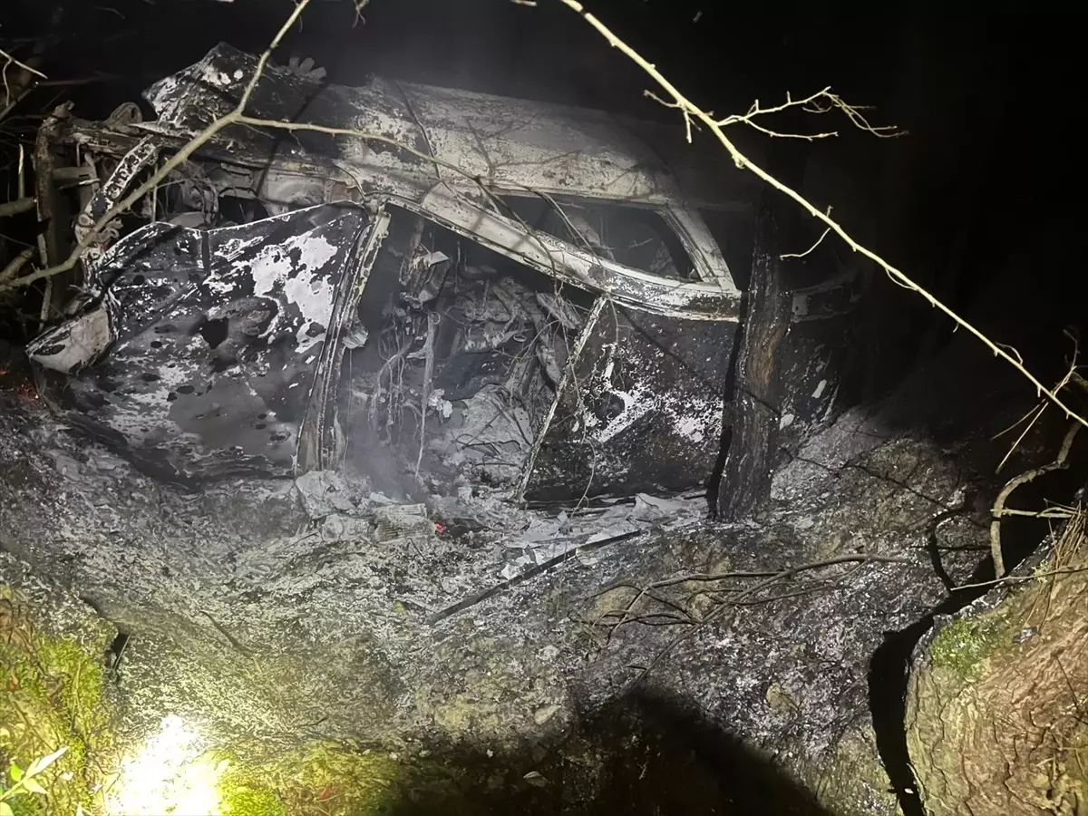 Erbaa’da Uçuruma Düşen Otomobil: 2 Yaralı