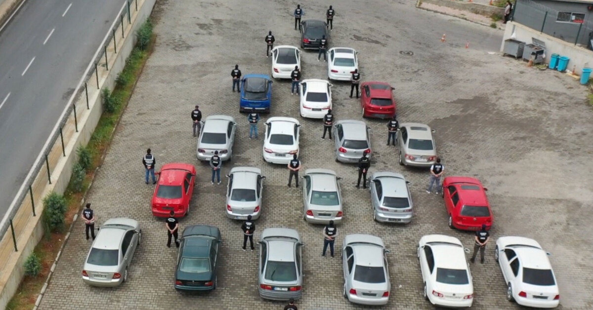 25 Milyon TL’lik ‘change’ araç vurgunu!